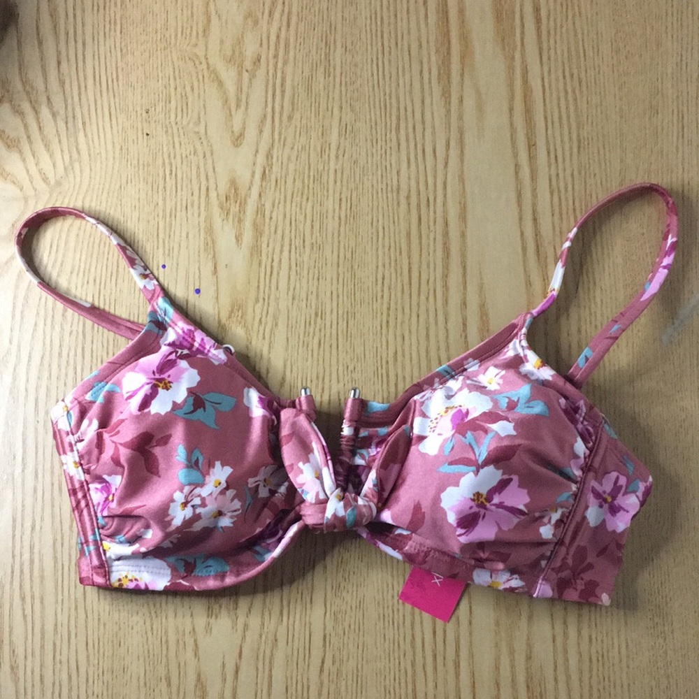 New Swimsuit Bikini Top Removable Padding Floral Victorian Pink Size D/DD